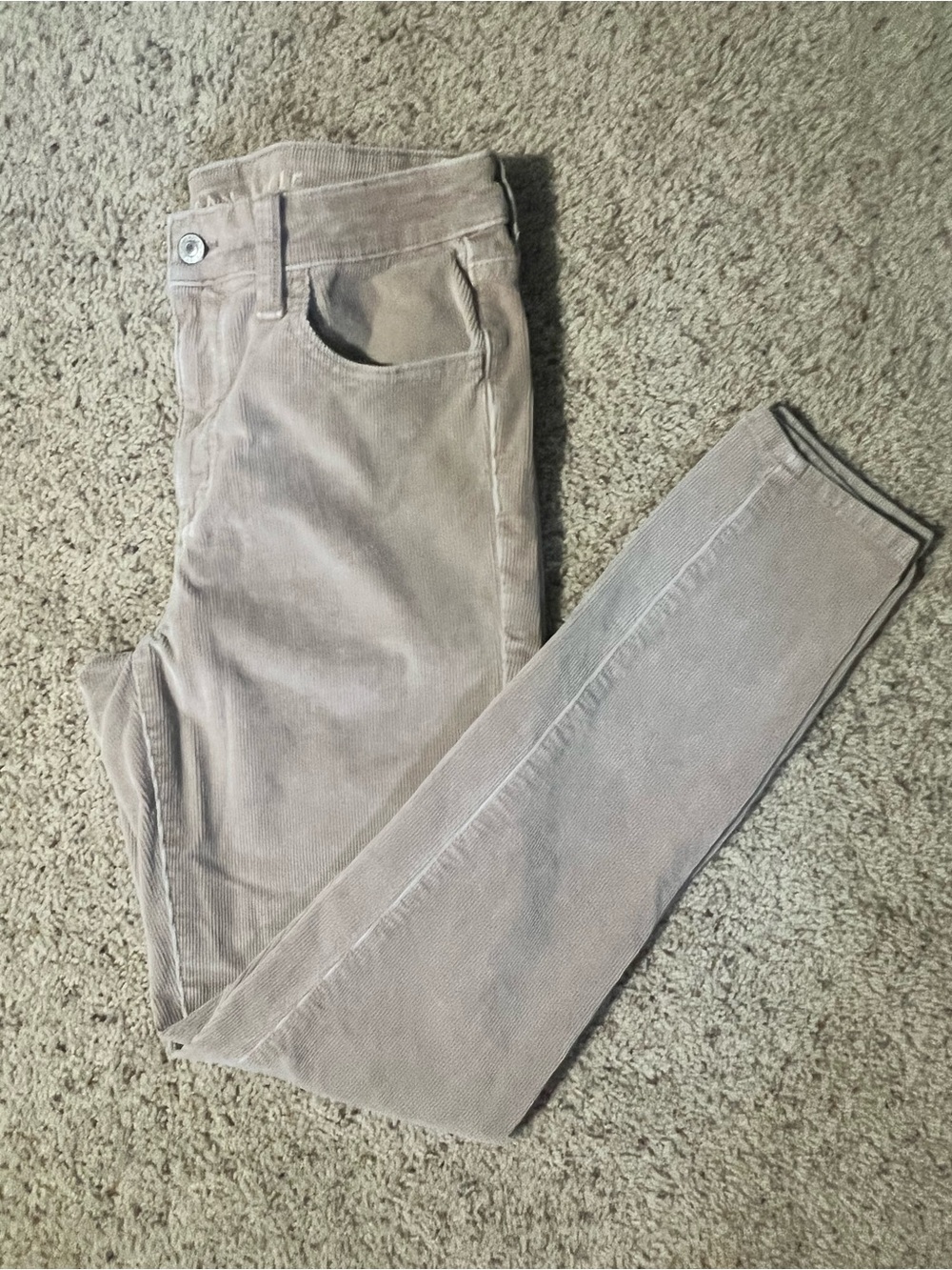 American Eagle Outfitters cream/ light tan corduroy skinny jeans
